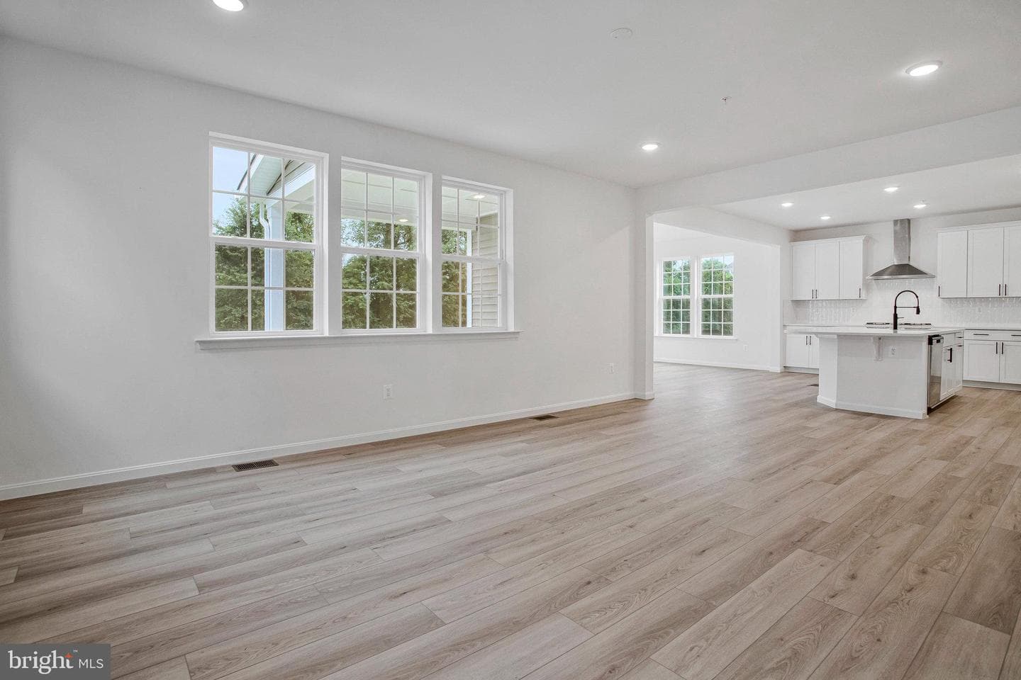 1607 Shady Tree Court photo 21