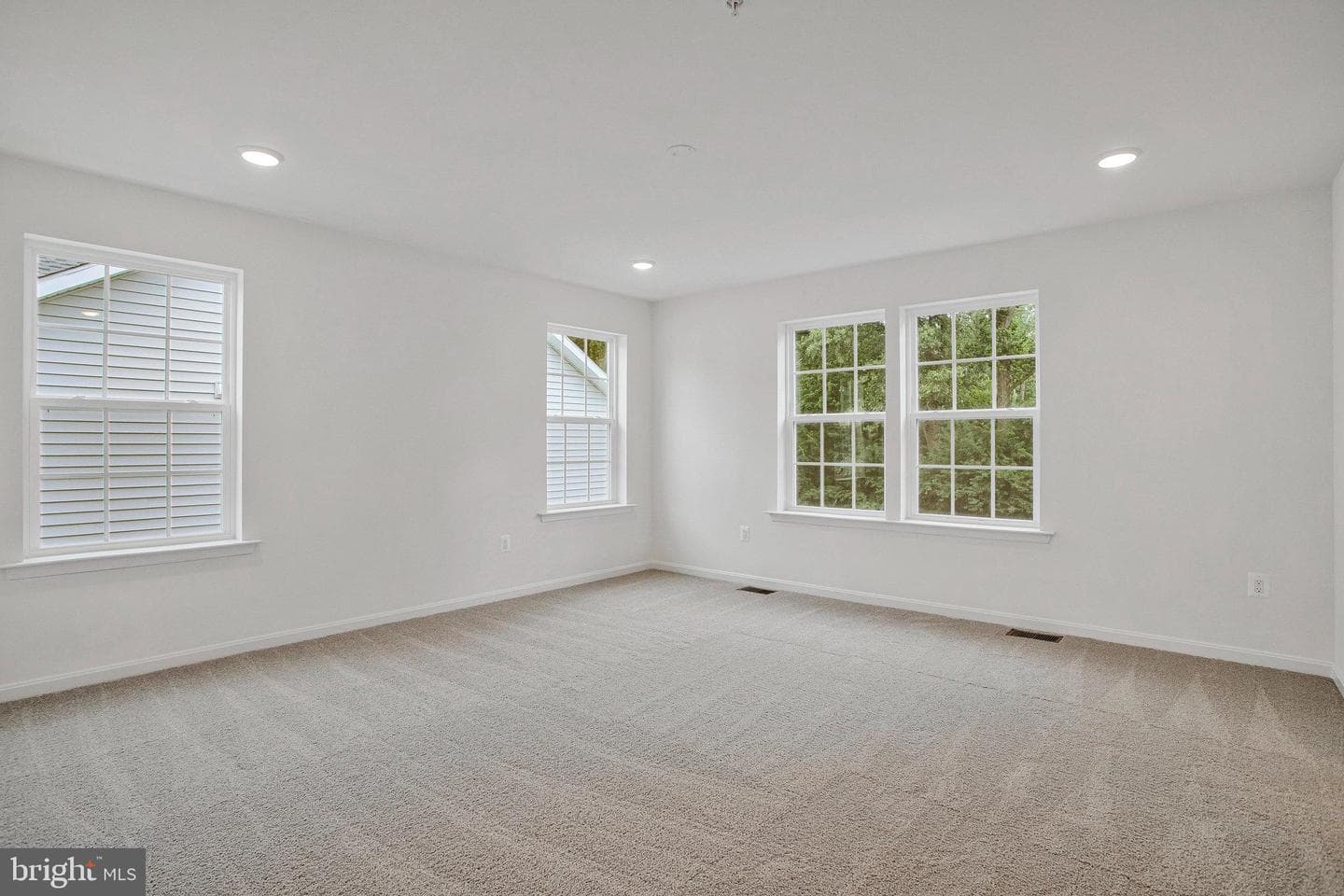1607 Shady Tree Court photo 35