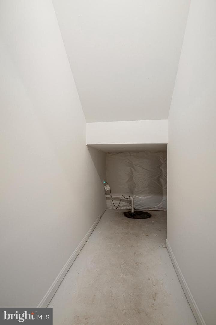 1607 Shady Tree Court photo 65