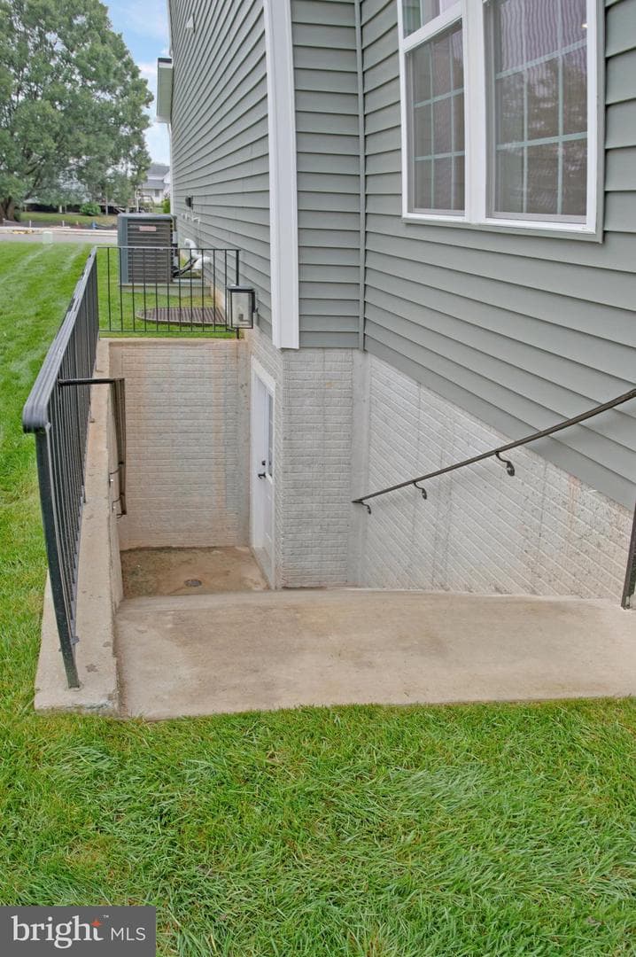 1607 Shady Tree Court photo 75