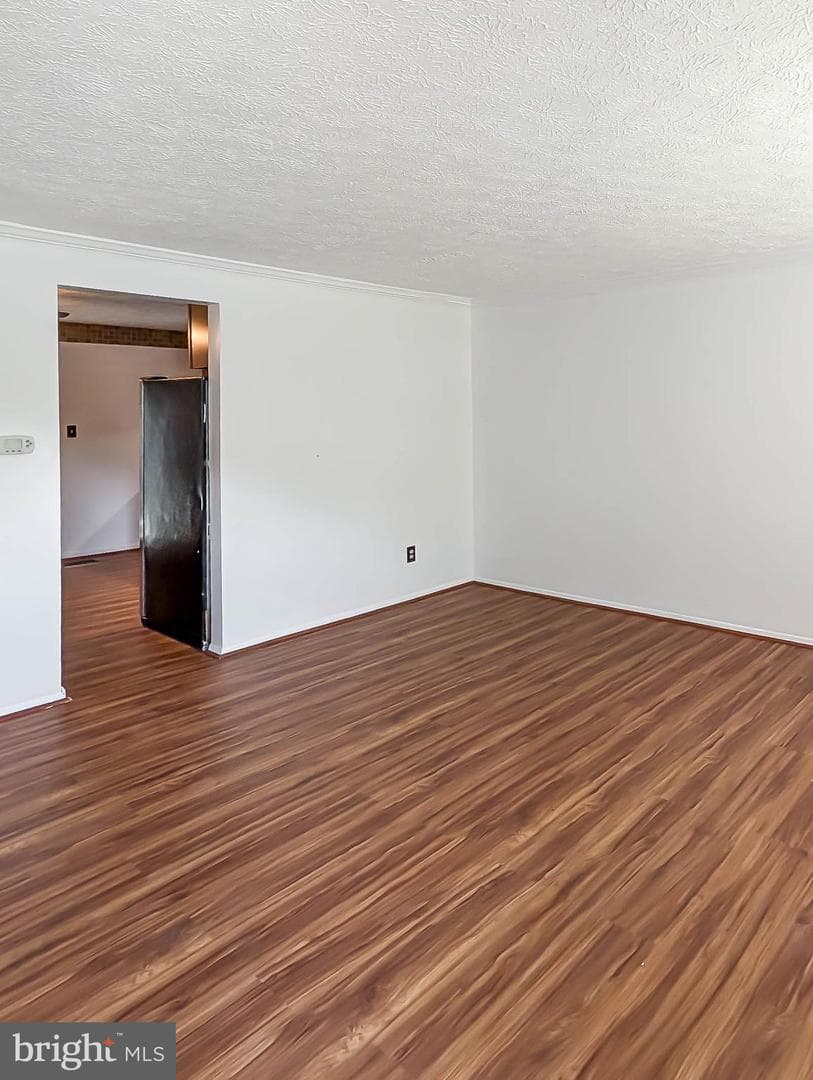 404 Liberty Court photo 20