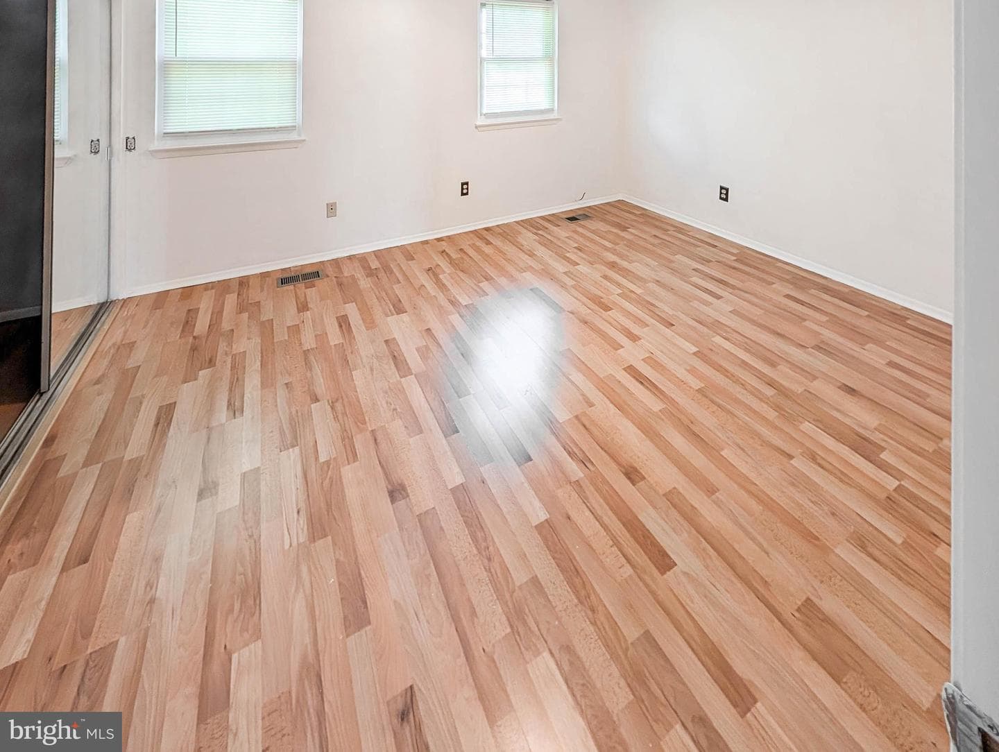 404 Liberty Court photo 4