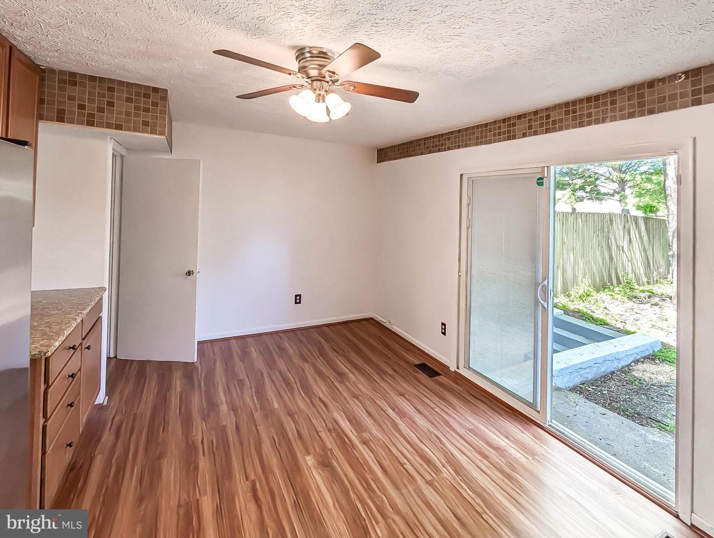 404 Liberty Court photo 5