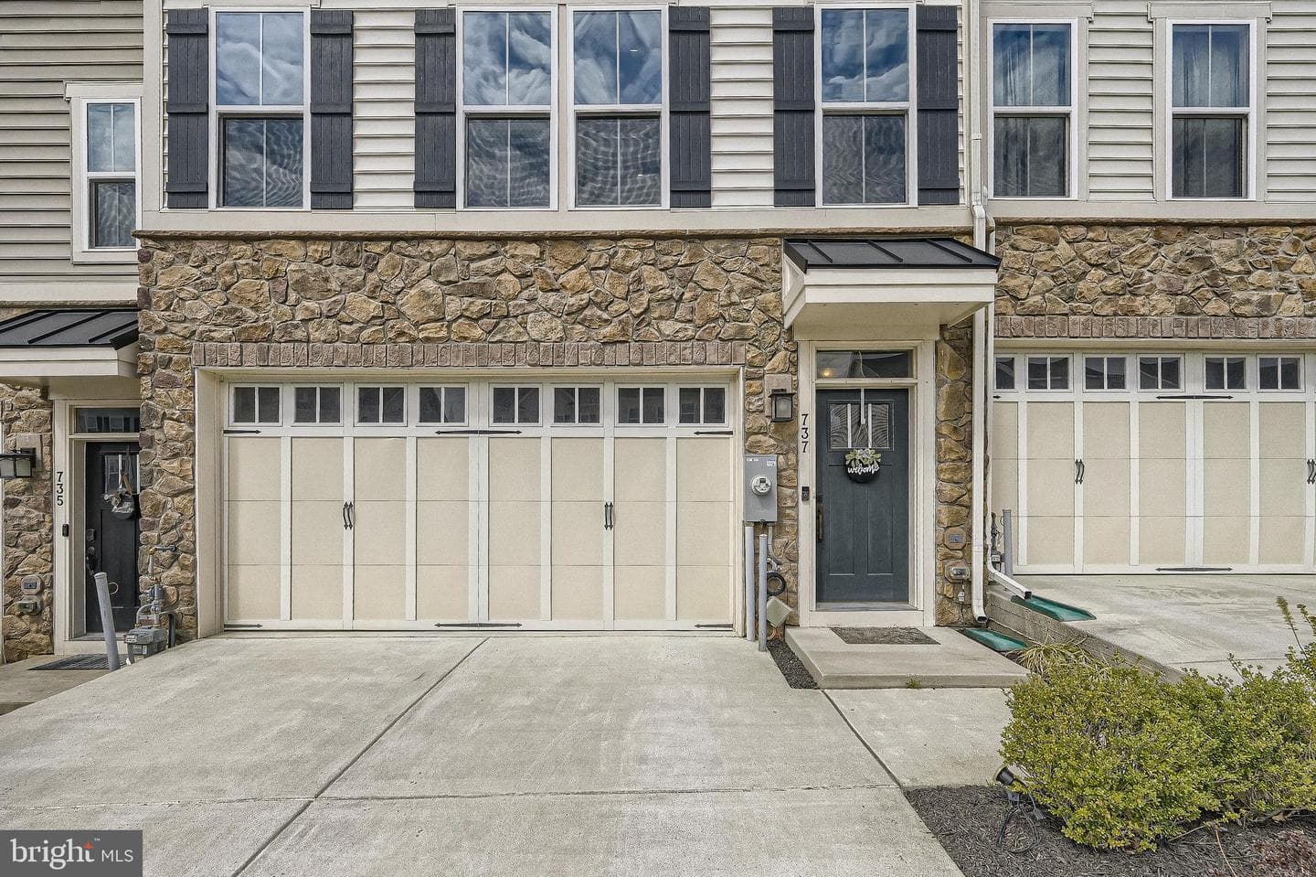 737 Iron Gate Road photo 4