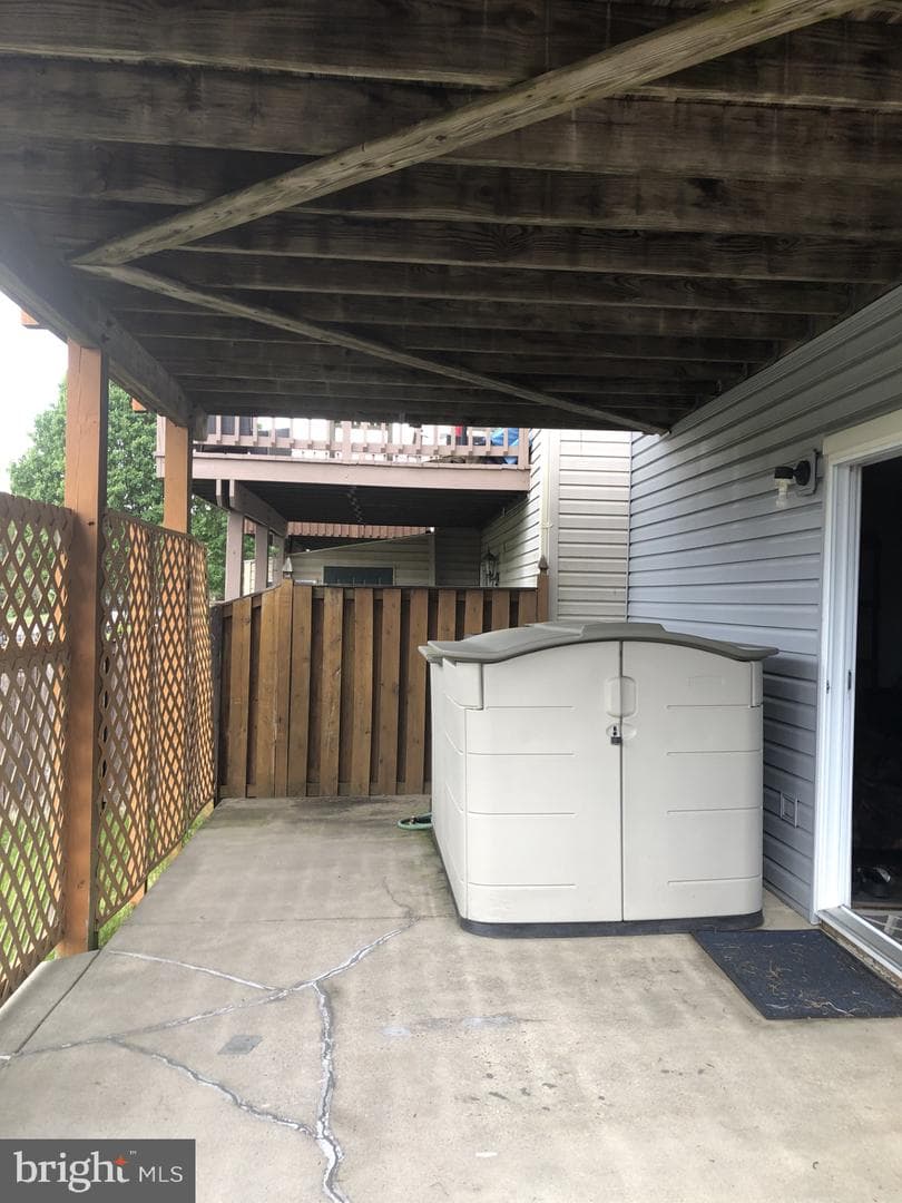 924 Buckland Place photo 35