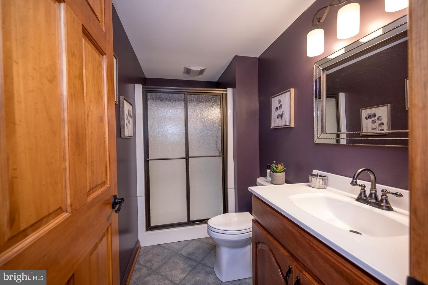 906 Featherstone Court photo 44