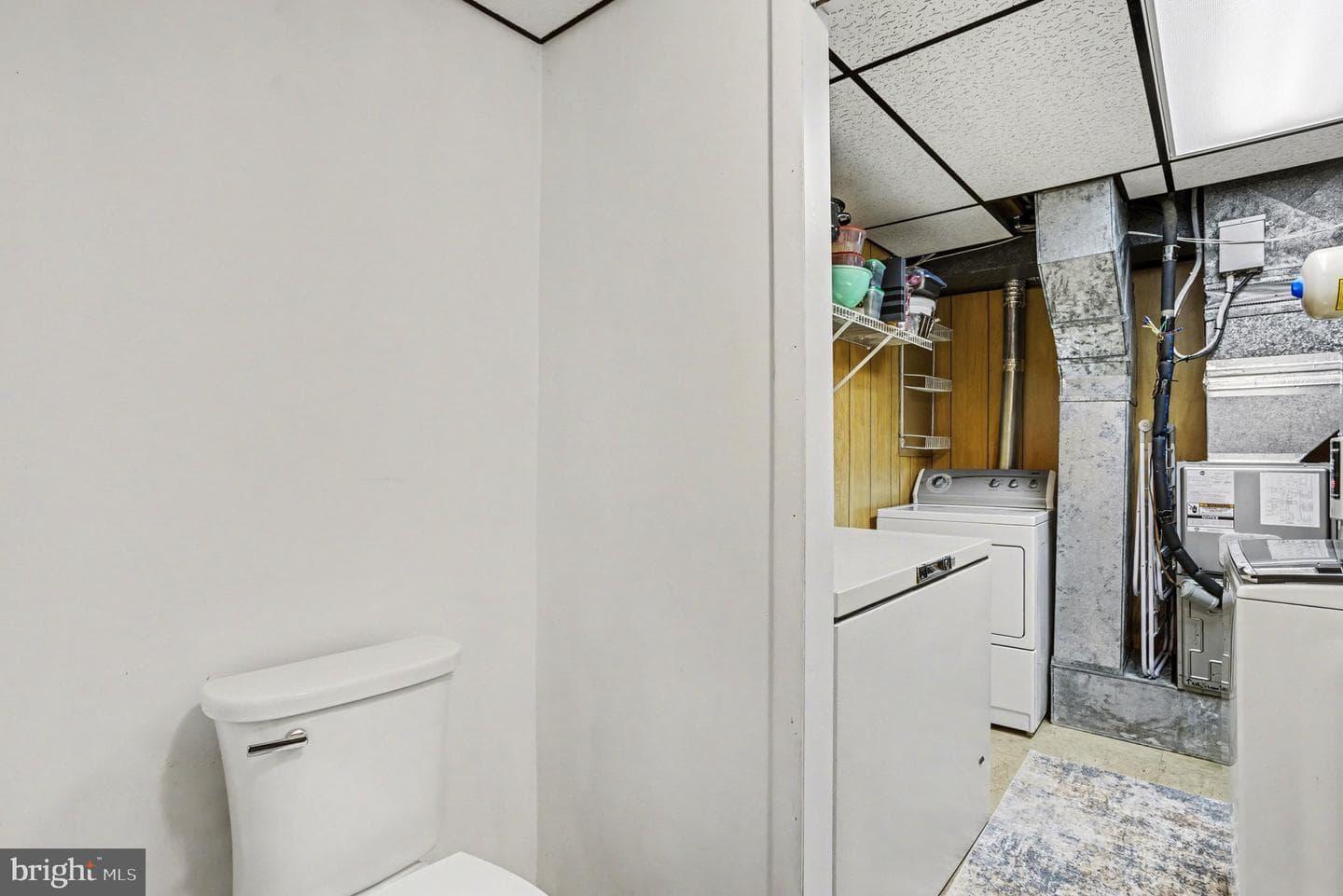 1004 Lake Front Drive photo 28