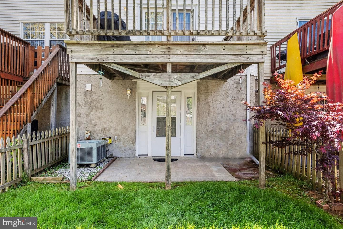 1004 Lake Front Drive photo 33