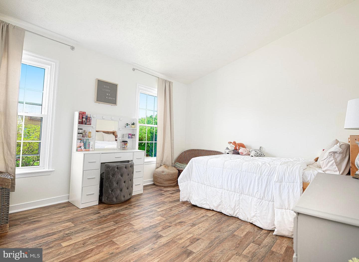 1583 Bentley Circle photo 30