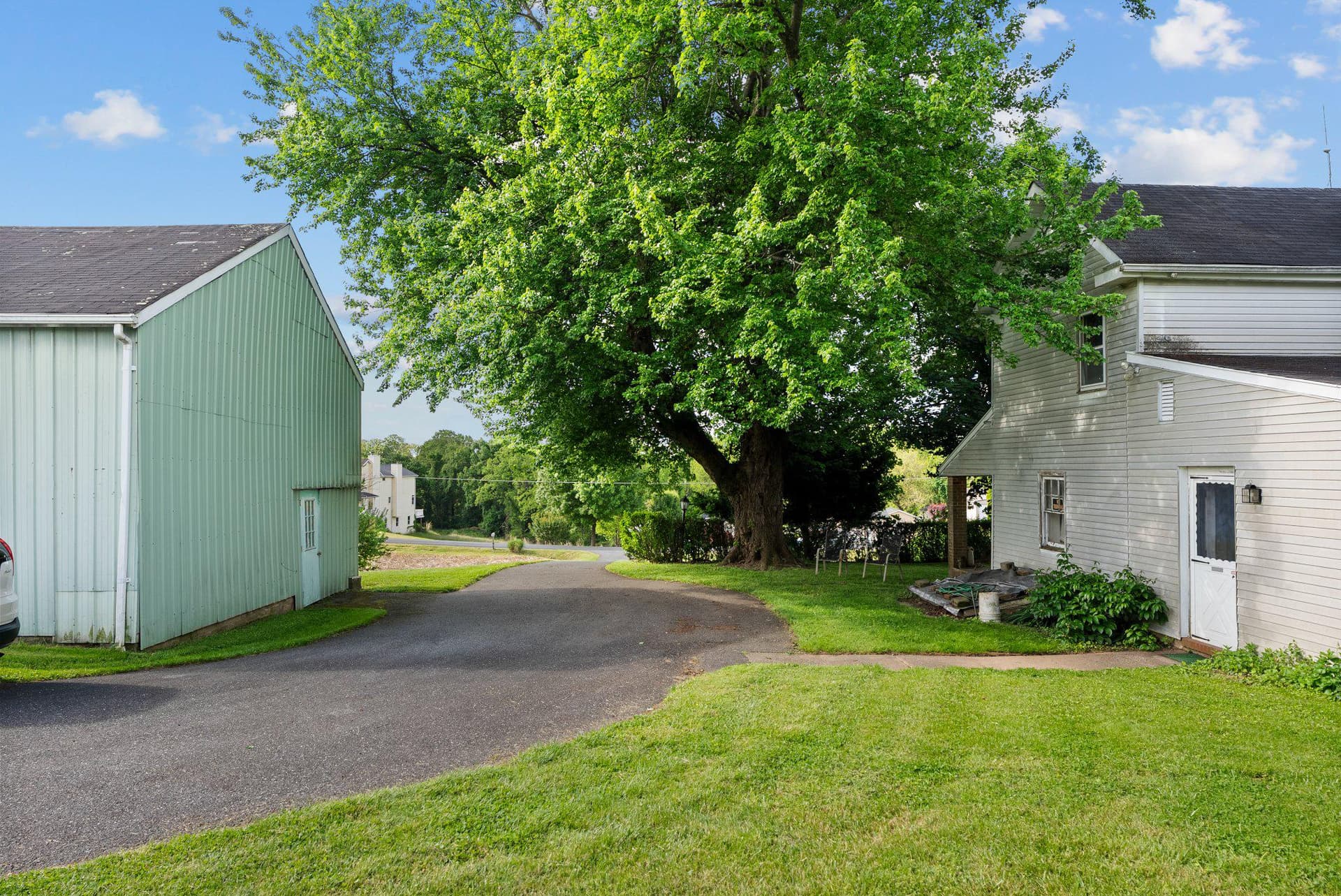 3335 Charles Street photo 6