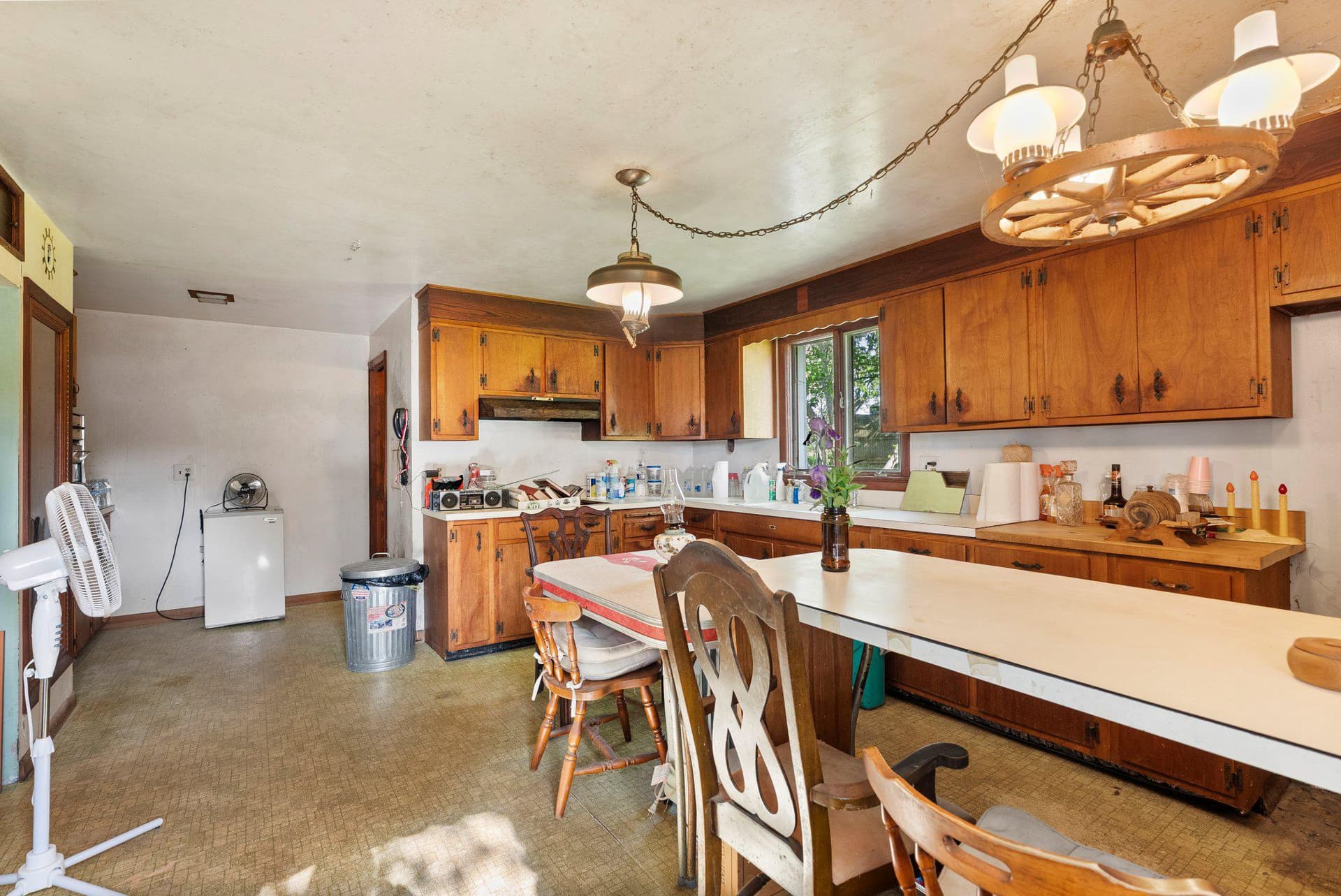3335 Charles Street photo 9