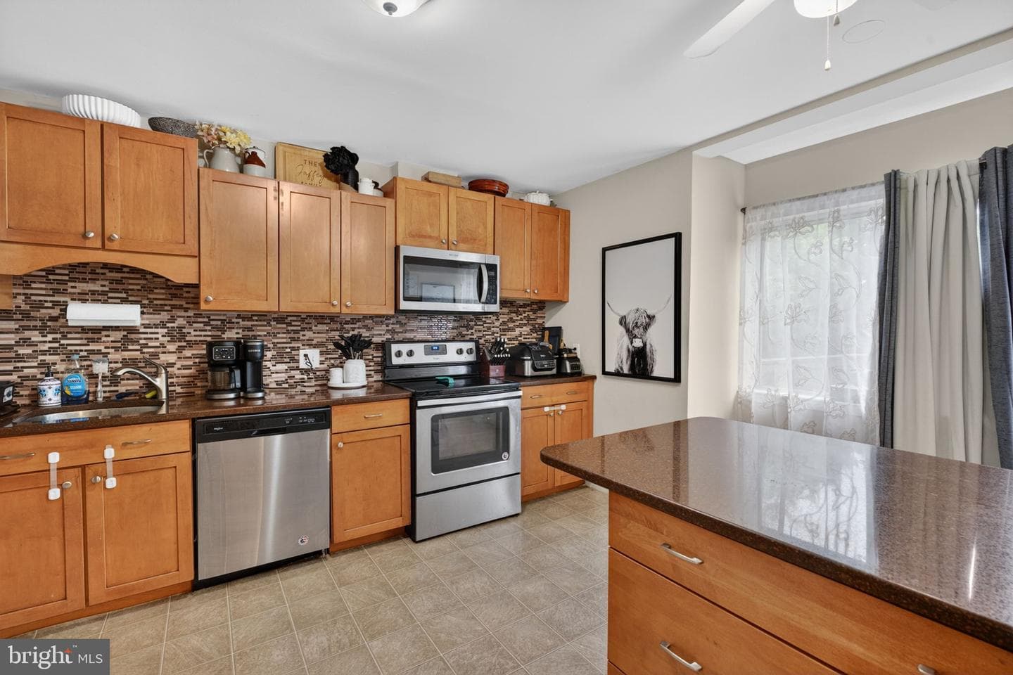 426 Kentmore Terrace photo 15