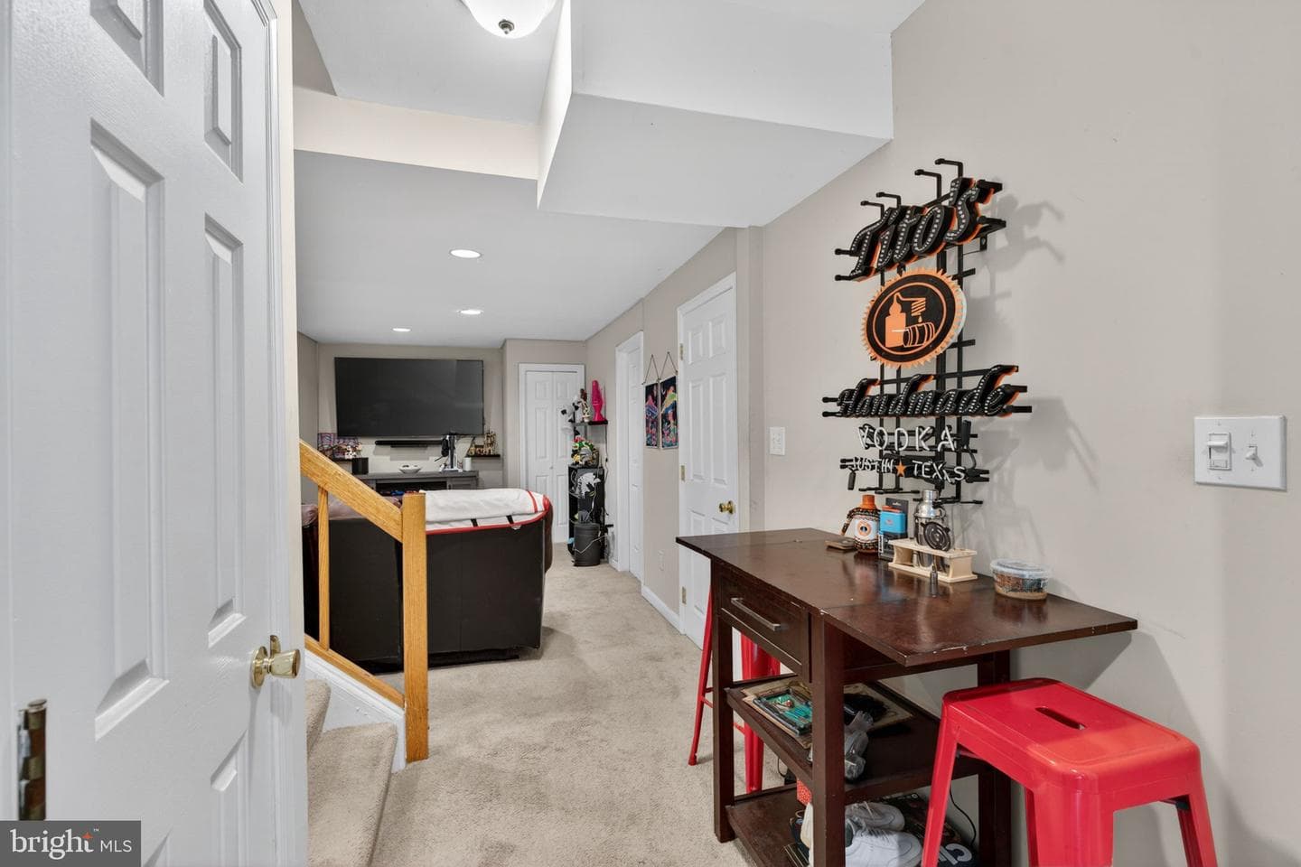426 Kentmore Terrace photo 45