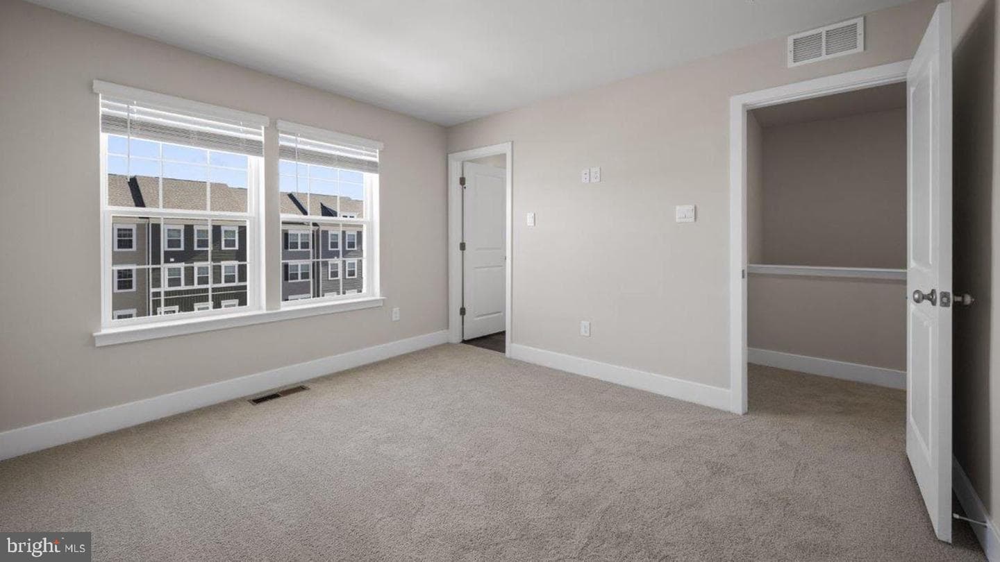 367 Hackley Drive photo 35