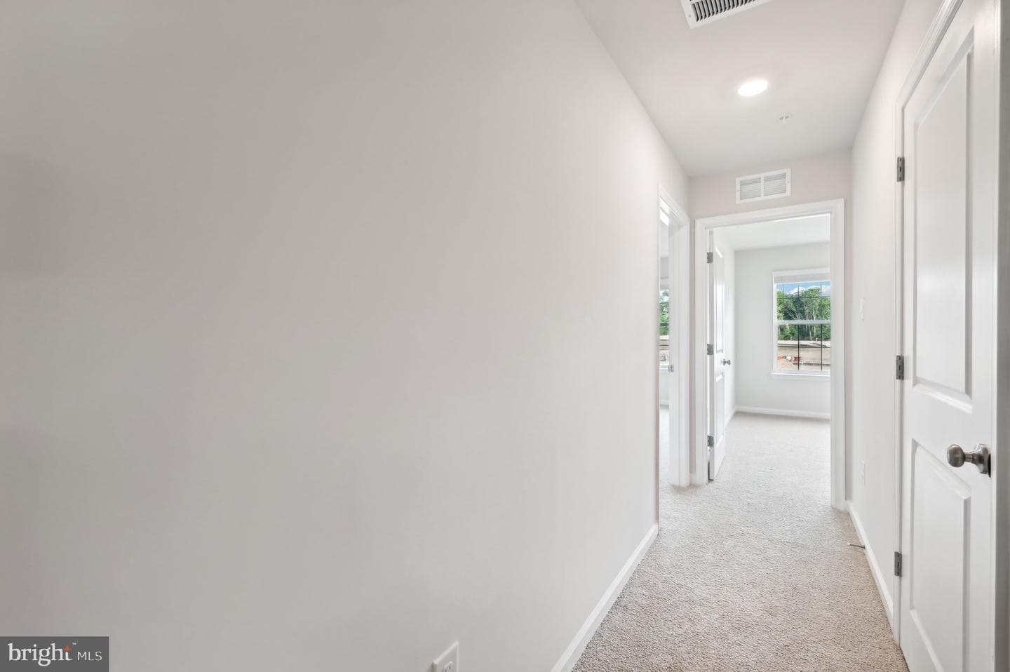 710 Managrass Drive photo 27