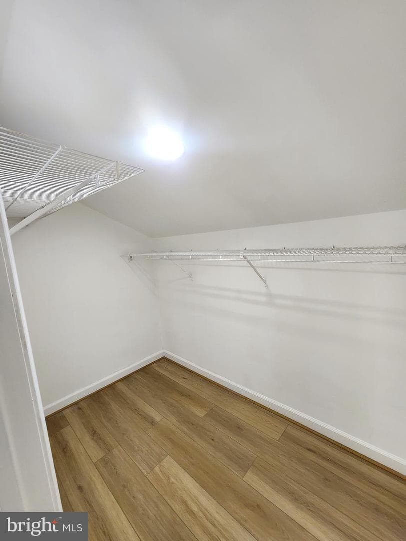 1206 Caldwell Court S photo 35