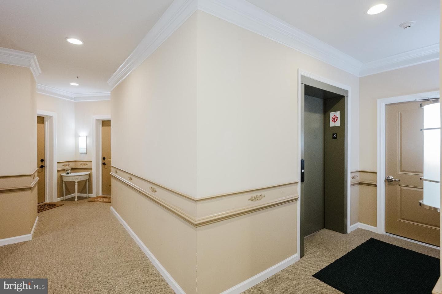 303 Lothian Way #303 photo 16