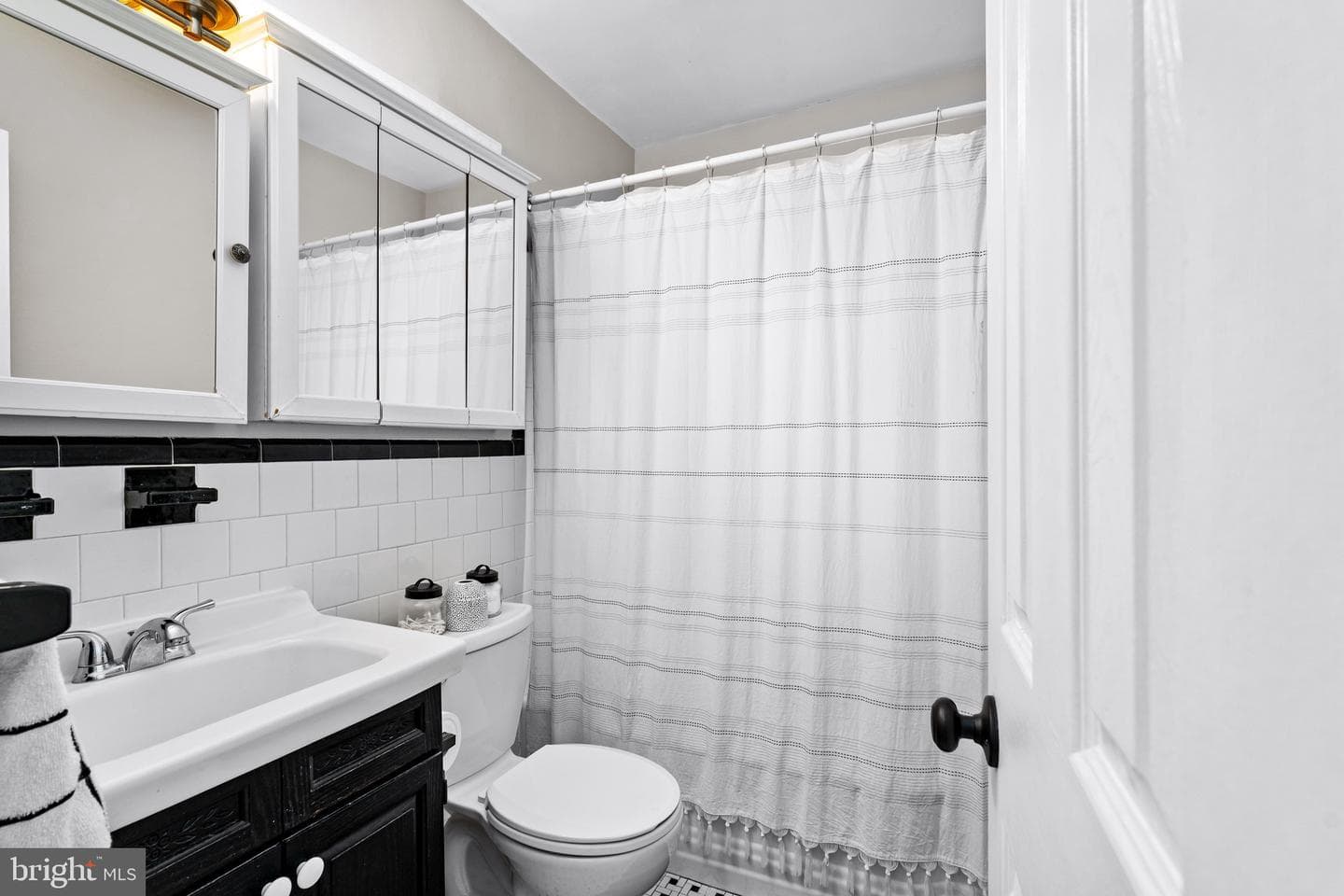 610 Colaine Drive photo 17