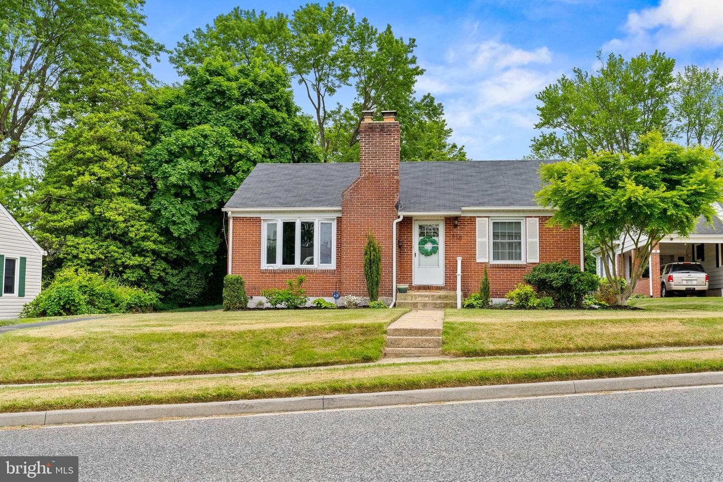 610 Colaine Drive photo 3