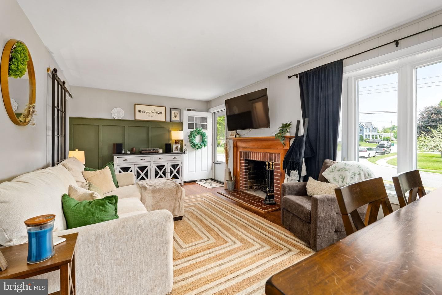 610 Colaine Drive photo 6
