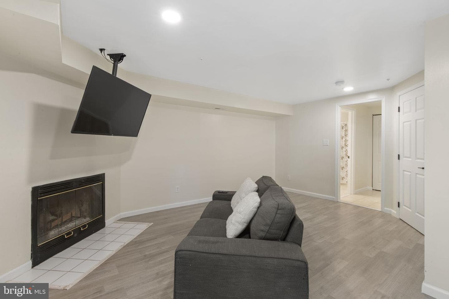 602 N Branch Court photo 17