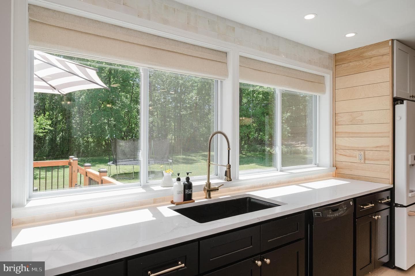 2056 Chapel Road photo 34