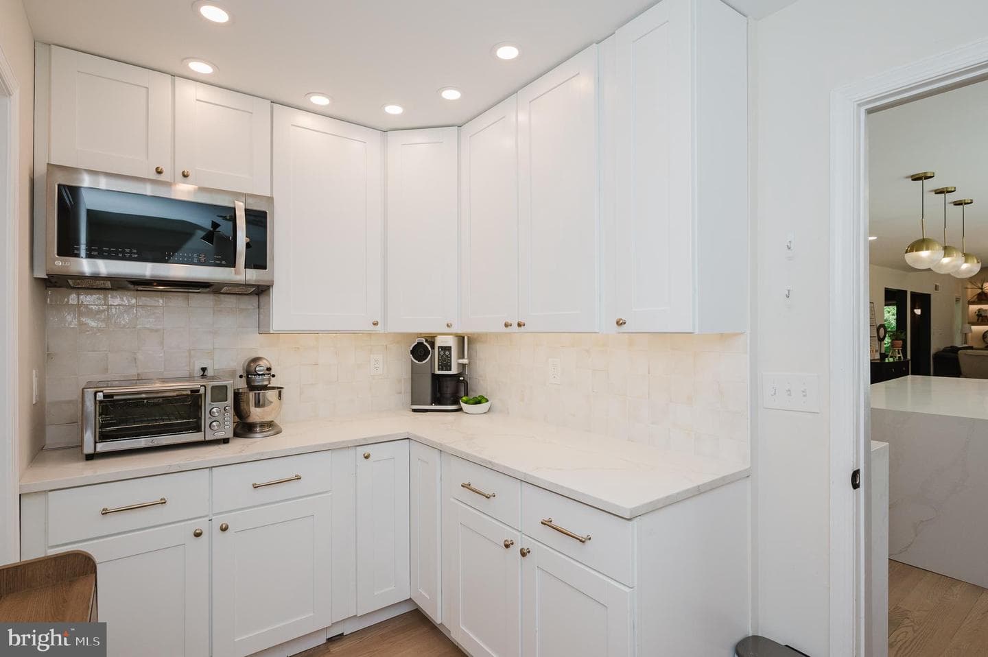 2056 Chapel Road photo 41