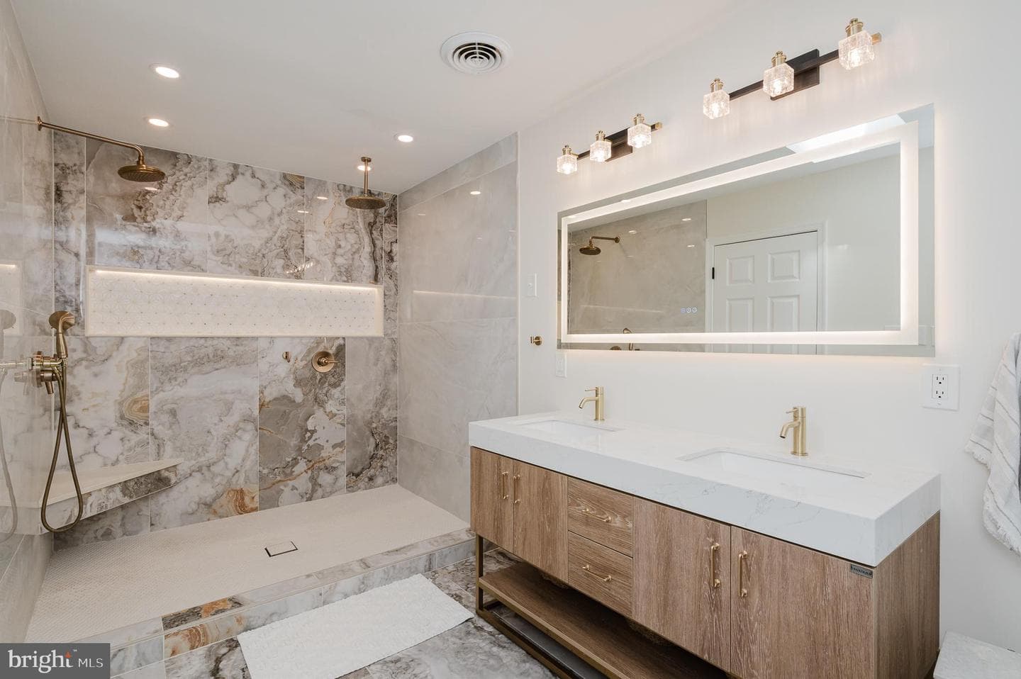 2056 Chapel Road photo 53