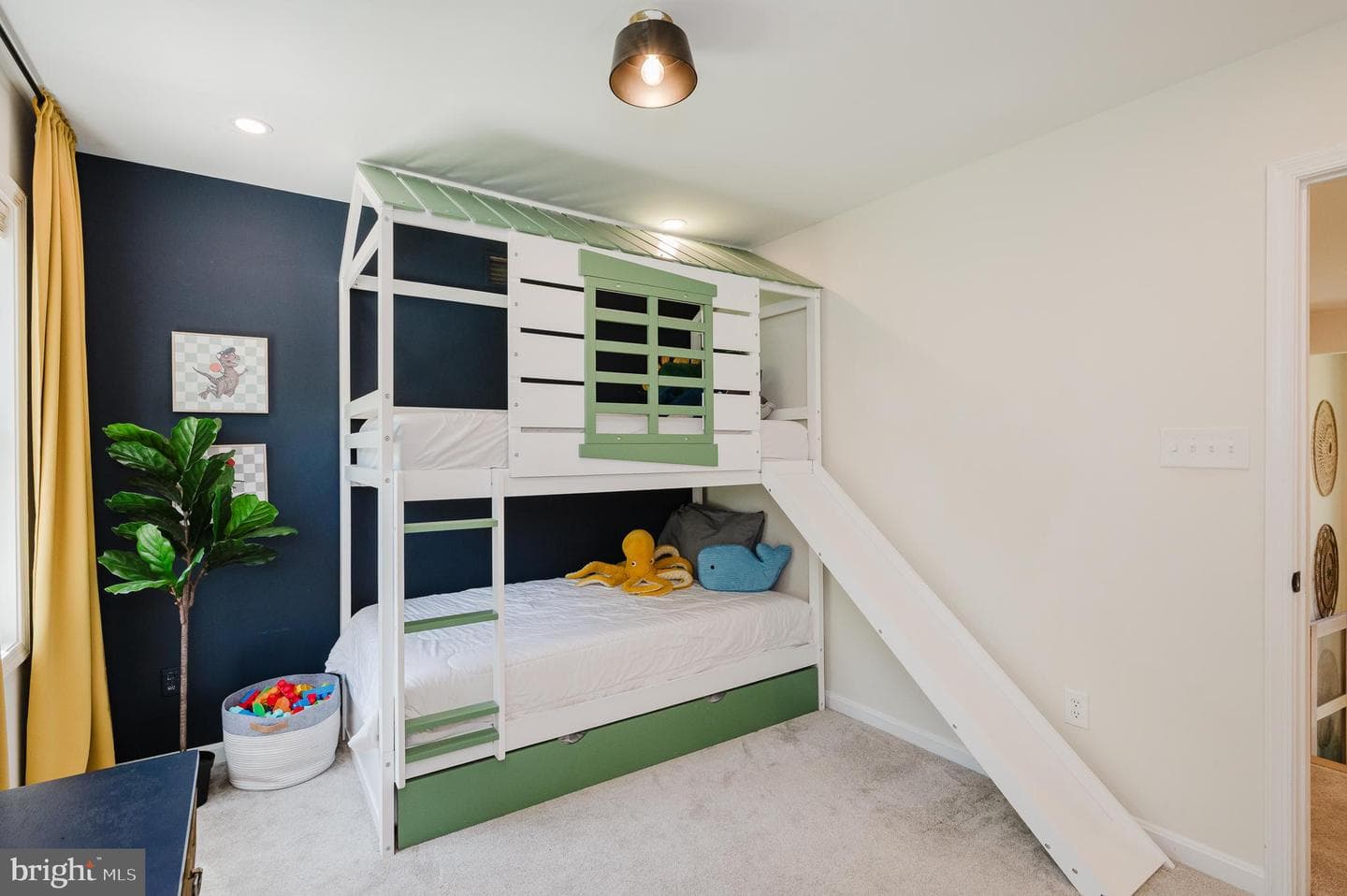 2056 Chapel Road photo 63