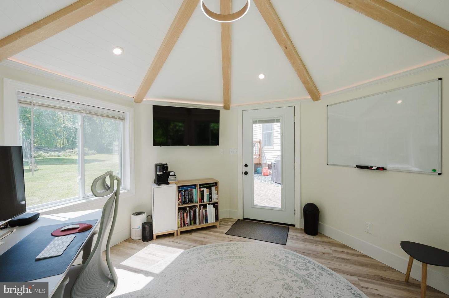 2056 Chapel Road photo 81