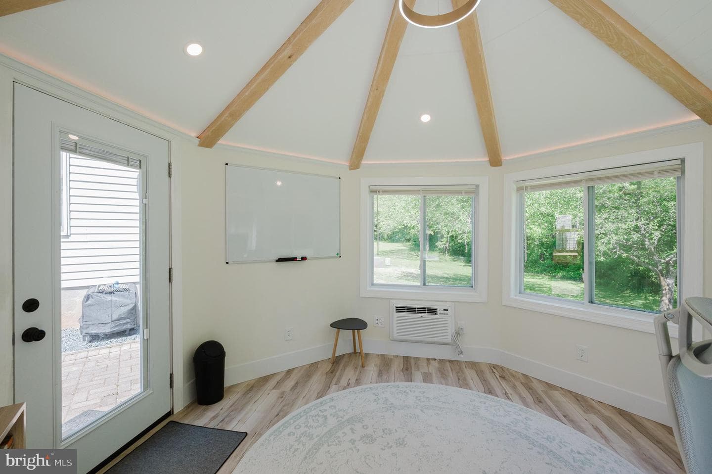 2056 Chapel Road photo 82