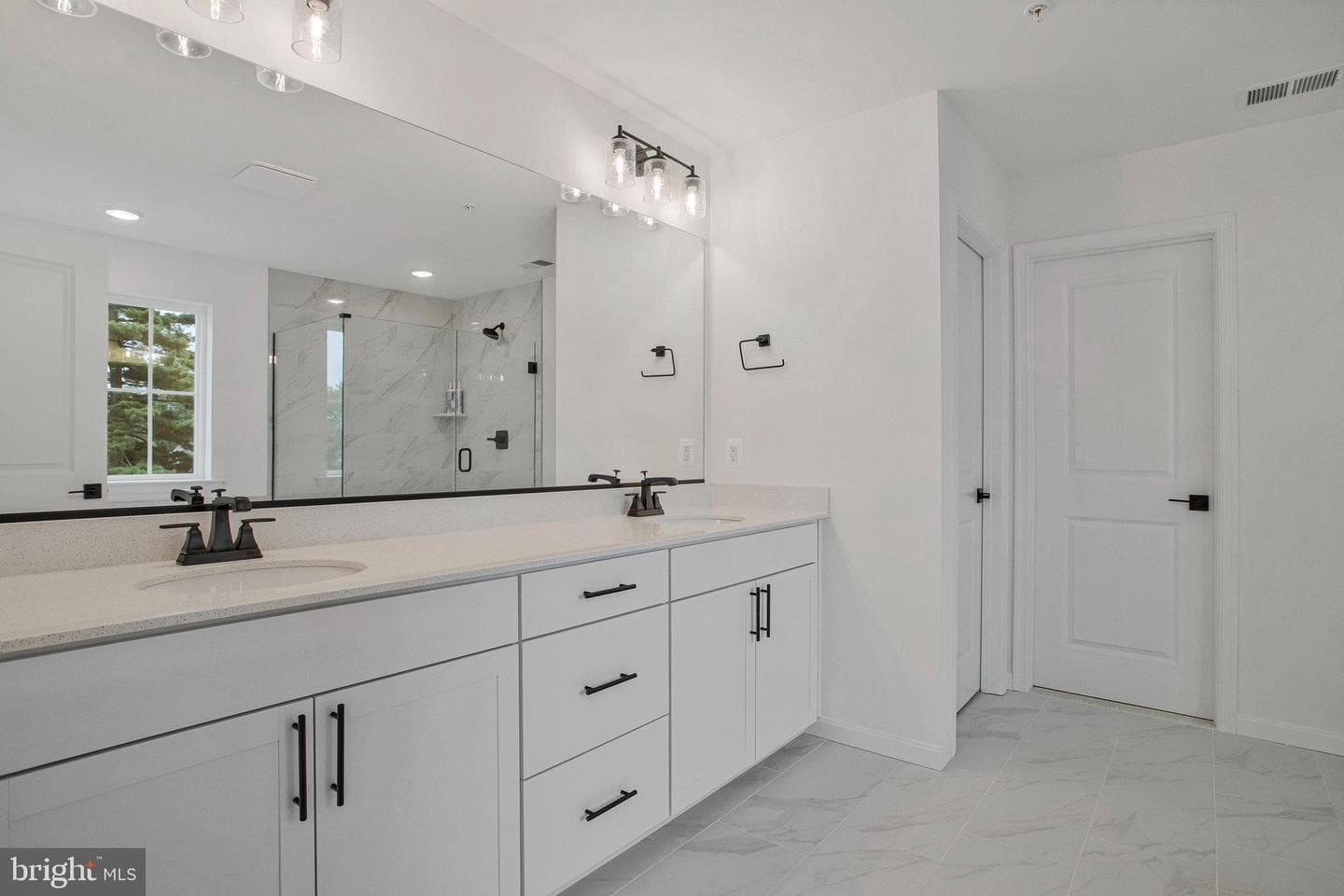 1618 Shady Tree Court photo 42