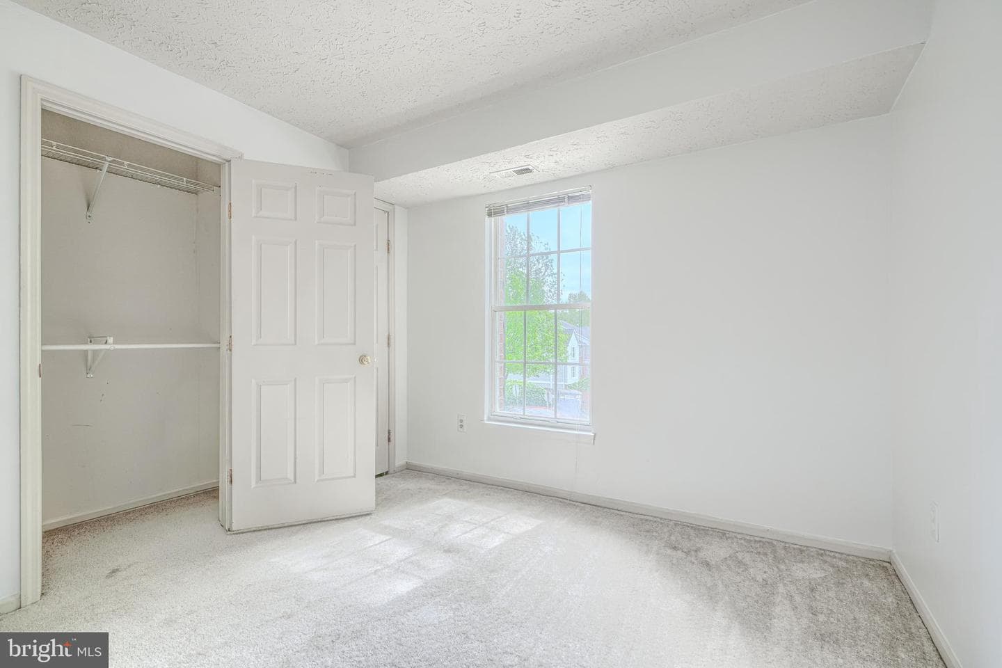 902 Jessicas Lane #902-E photo 20