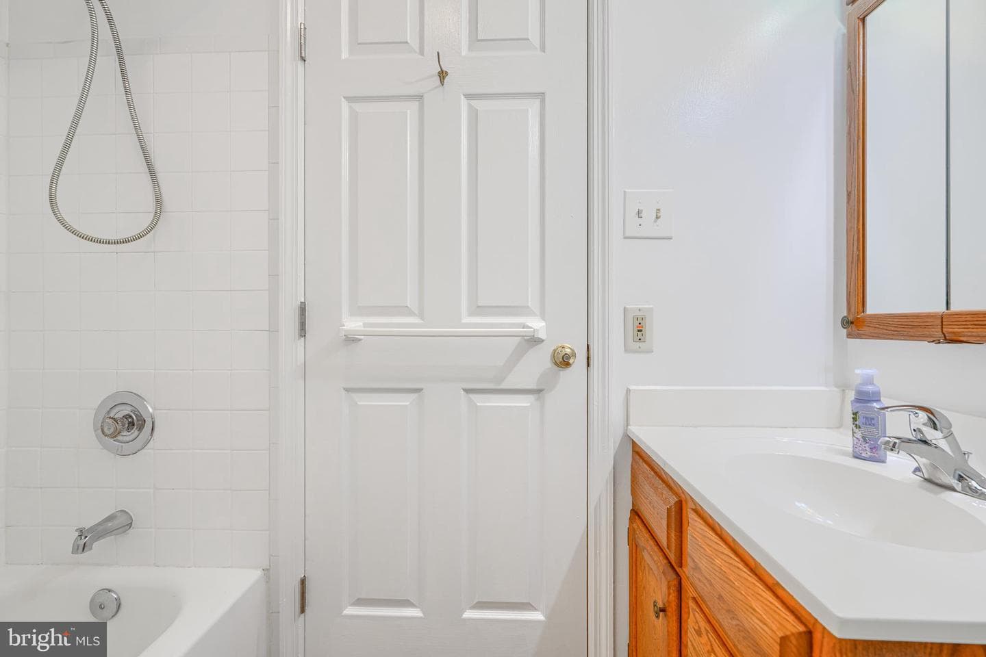 902 Jessicas Lane #902-E photo 22