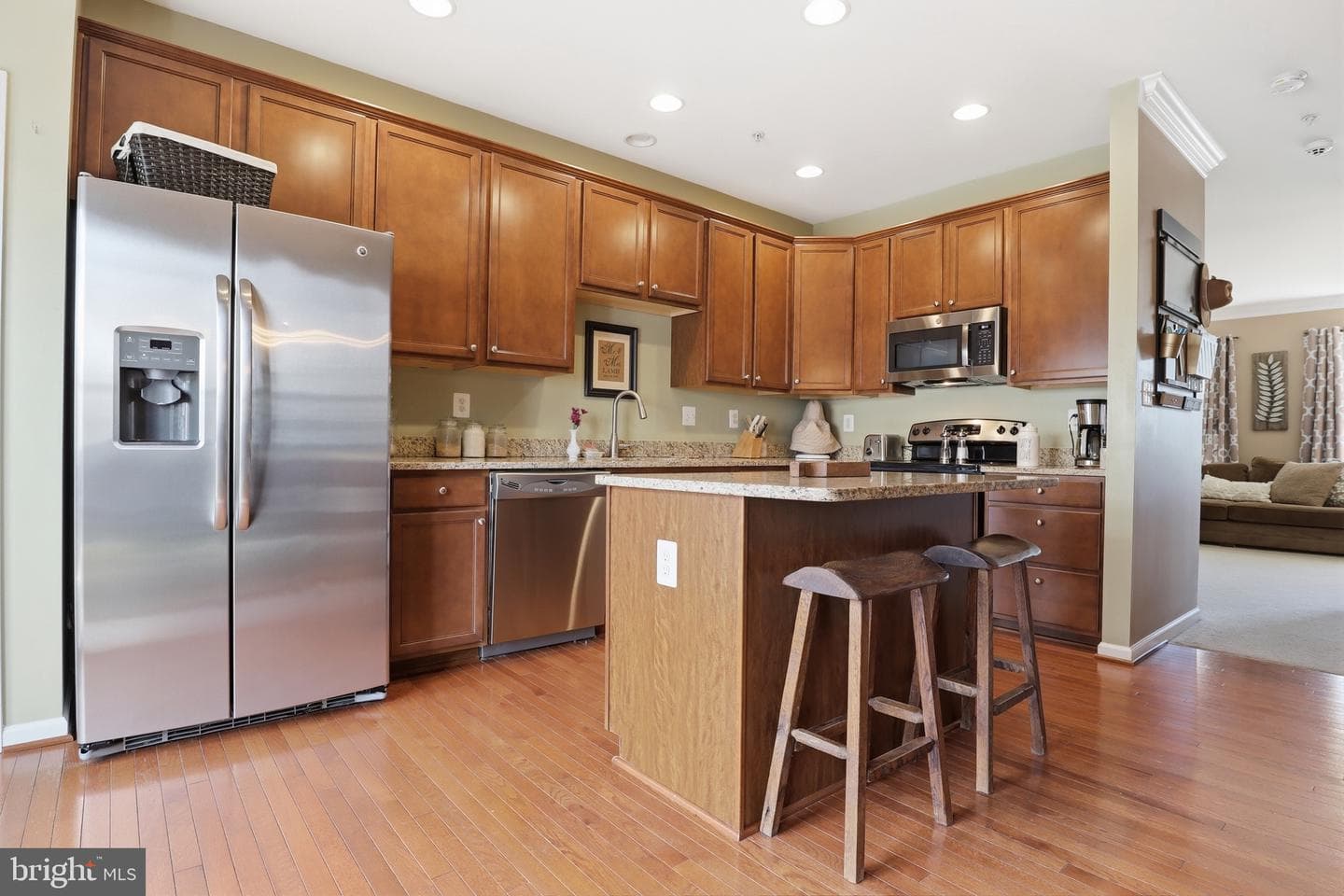 626 Snowberry Way photo 9