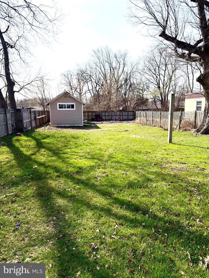 517 Edmund Street photo 4
