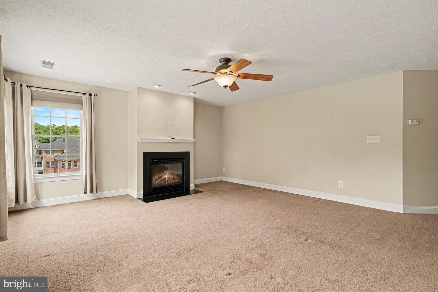 1608 Angleside Road photo 40