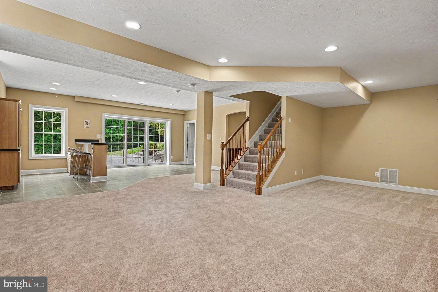 1608 Angleside Road photo 66