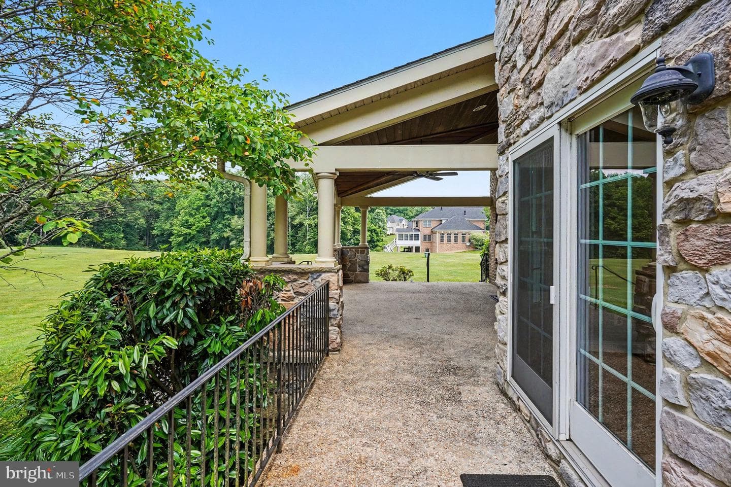 1608 Angleside Road photo 81