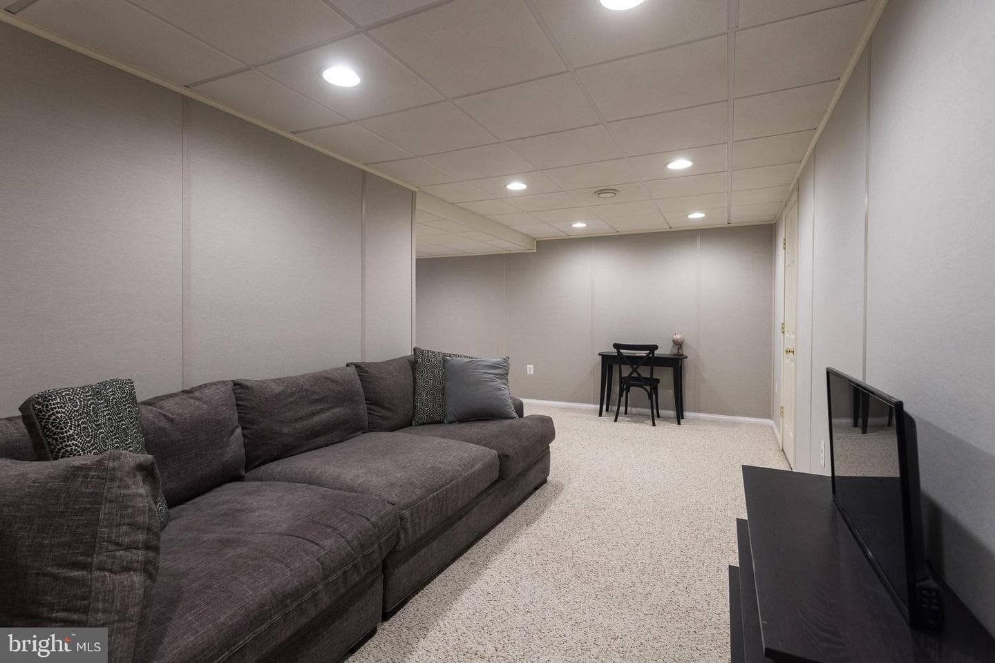 801 Rosefield Court photo 27