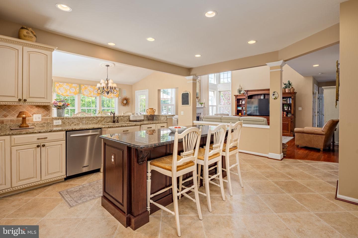 1105 Saddleback Way photo 25