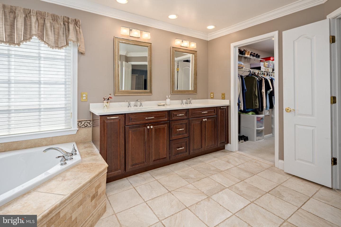 1105 Saddleback Way photo 38
