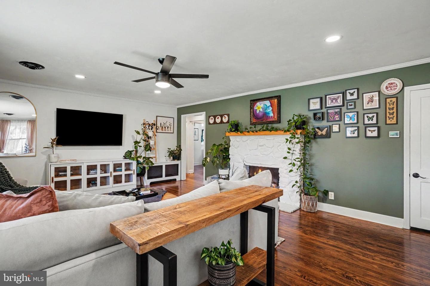 6 E Macphail Road photo 6