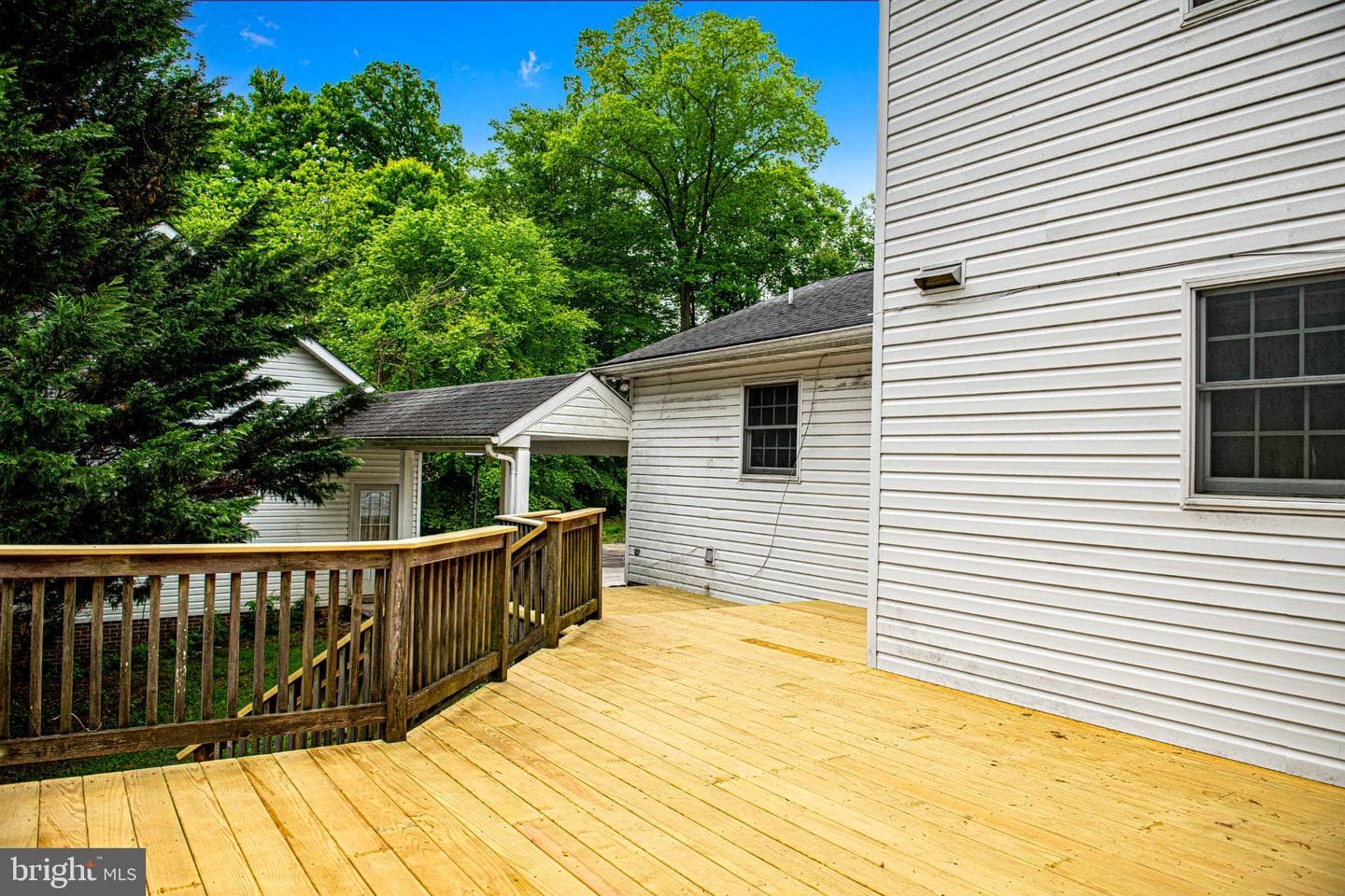 711 Gilbert Road photo 26