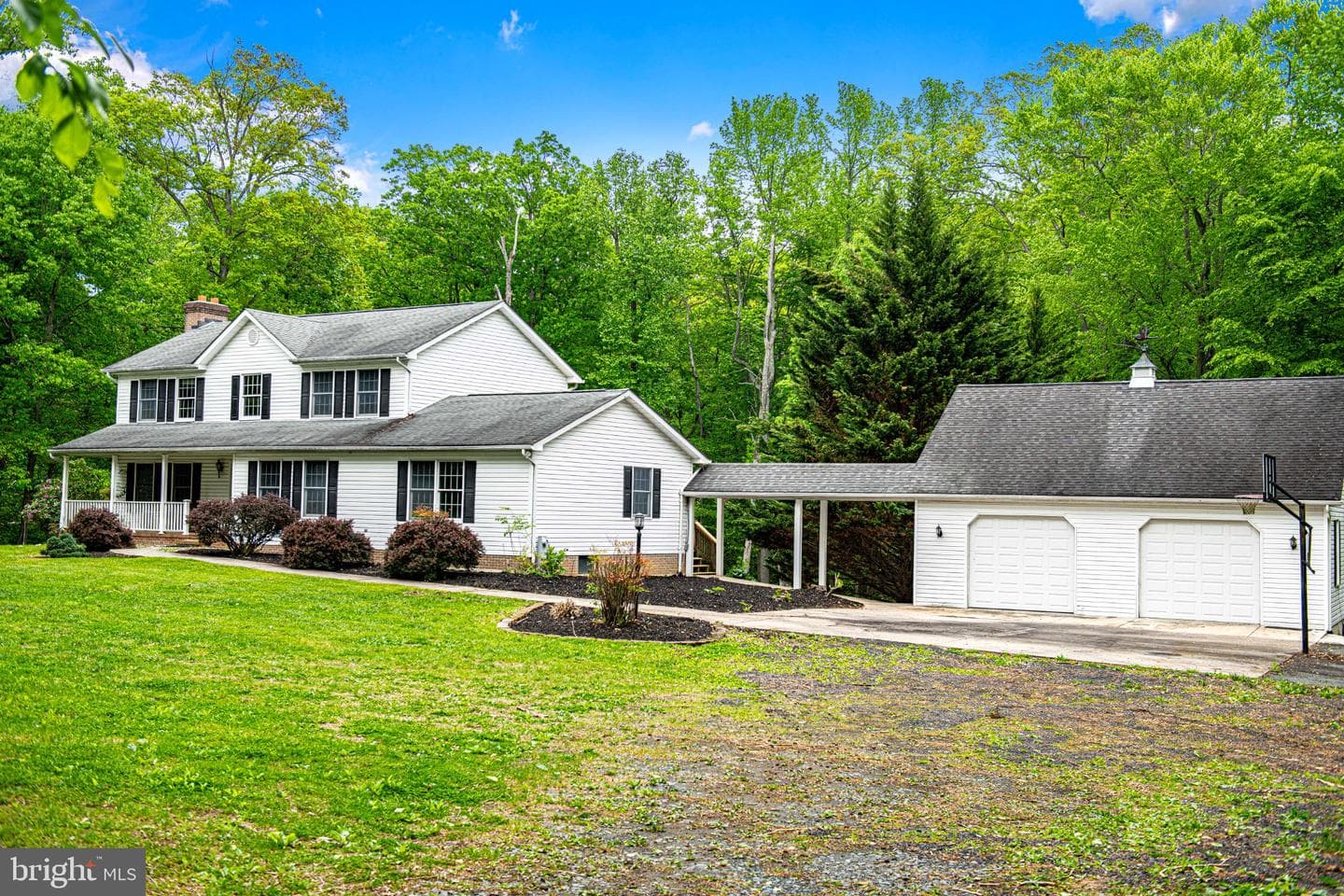 711 Gilbert Road photo 28