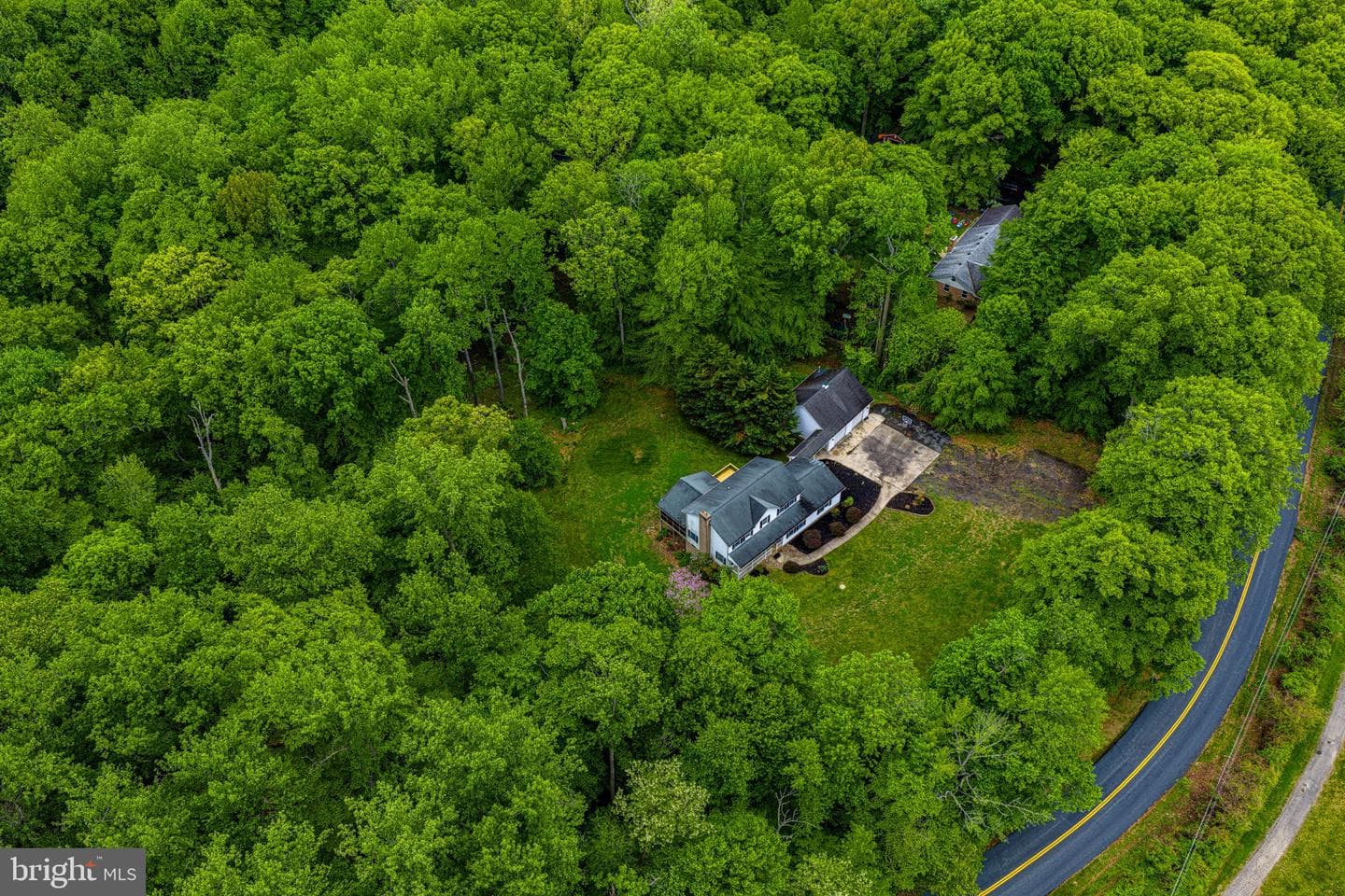 711 Gilbert Road photo 45