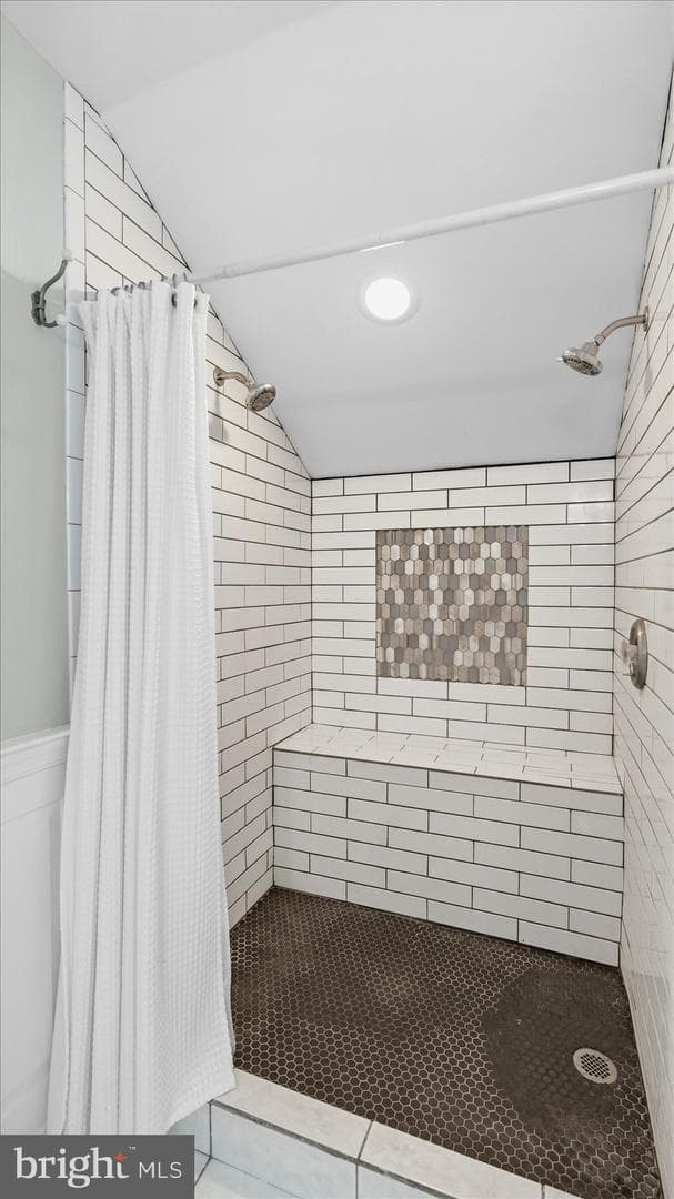 2811 Orchard Lakes Drive photo 30