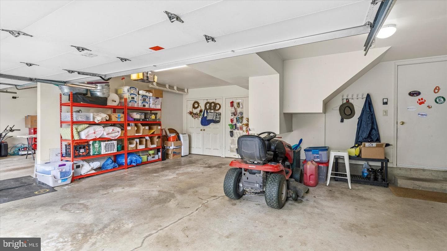 2811 Orchard Lakes Drive photo 54