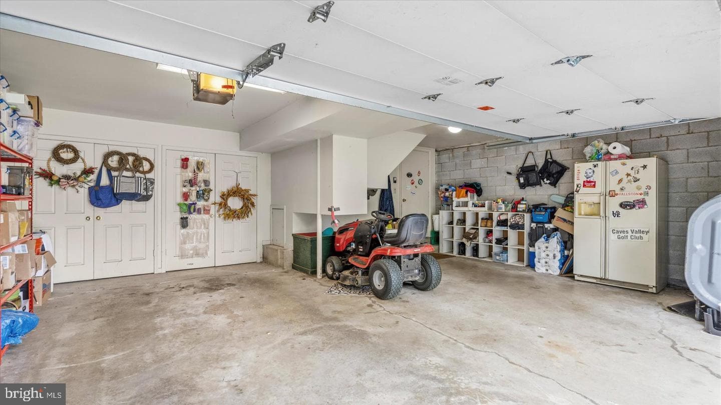 2811 Orchard Lakes Drive photo 55