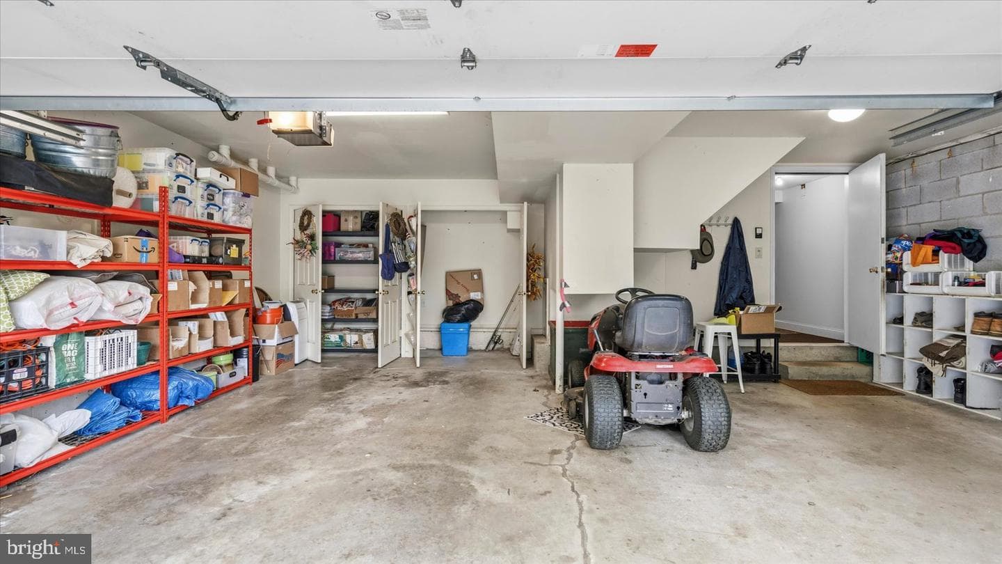 2811 Orchard Lakes Drive photo 57